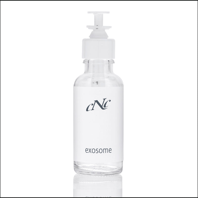 CNC MED HYAL Exosome Serum mit biomimetischen Exosomen und Hyaluronsäure für reife Haut