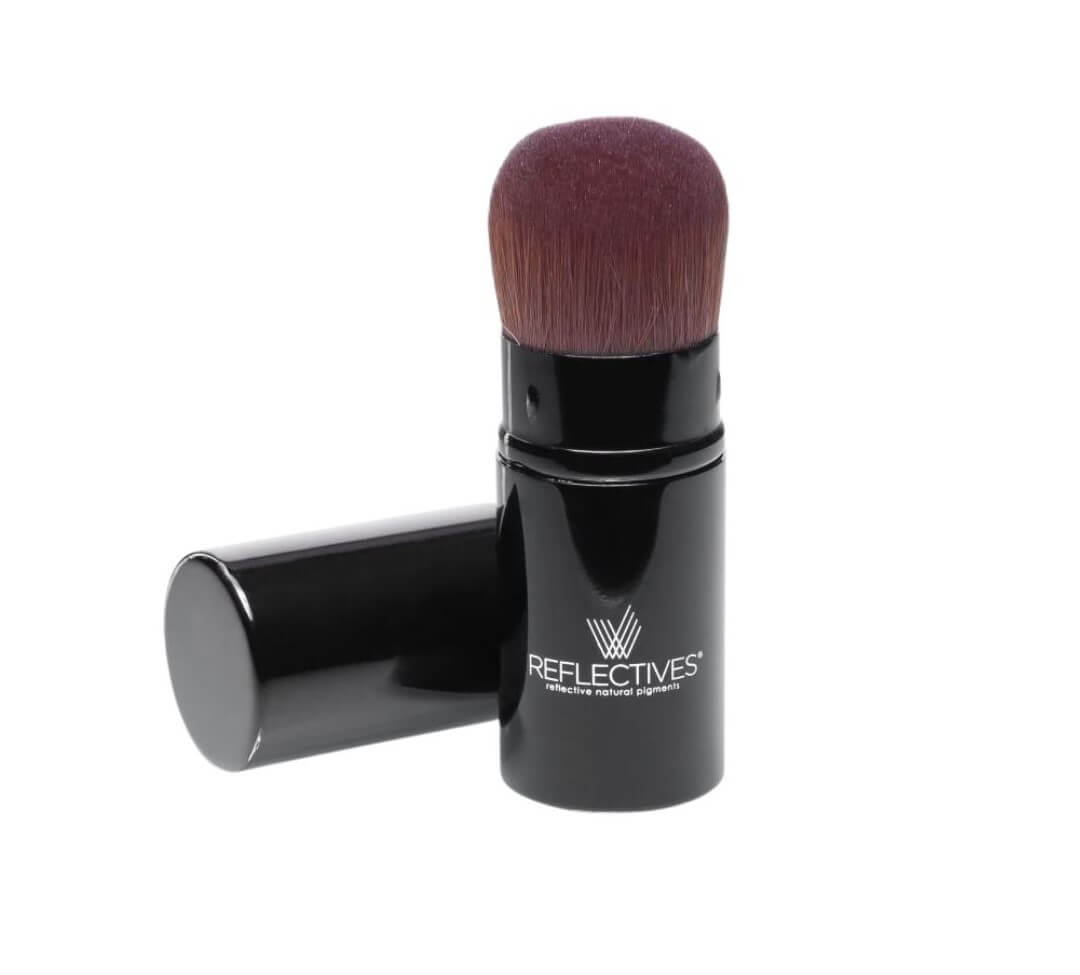 REFLECTIVES Taschen-Kabuki-Pinsel für Puder, Mineral Make-up und Auffrischungen unterwegs