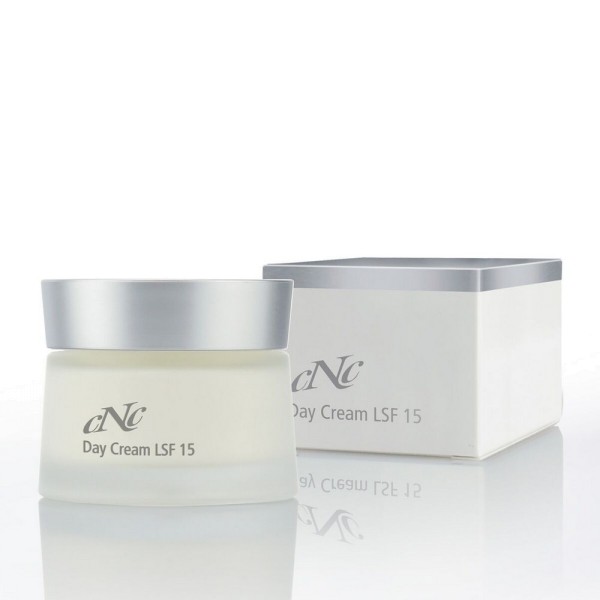 CNC White Secret Day Cream LSF 15 50 ml