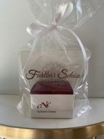 Geschenkset 5 Gutschein 25 € & Hyaluroncreme 15 ml Geschenkset 5 Gutschein 25 € & Hyaluroncreme 15 ml